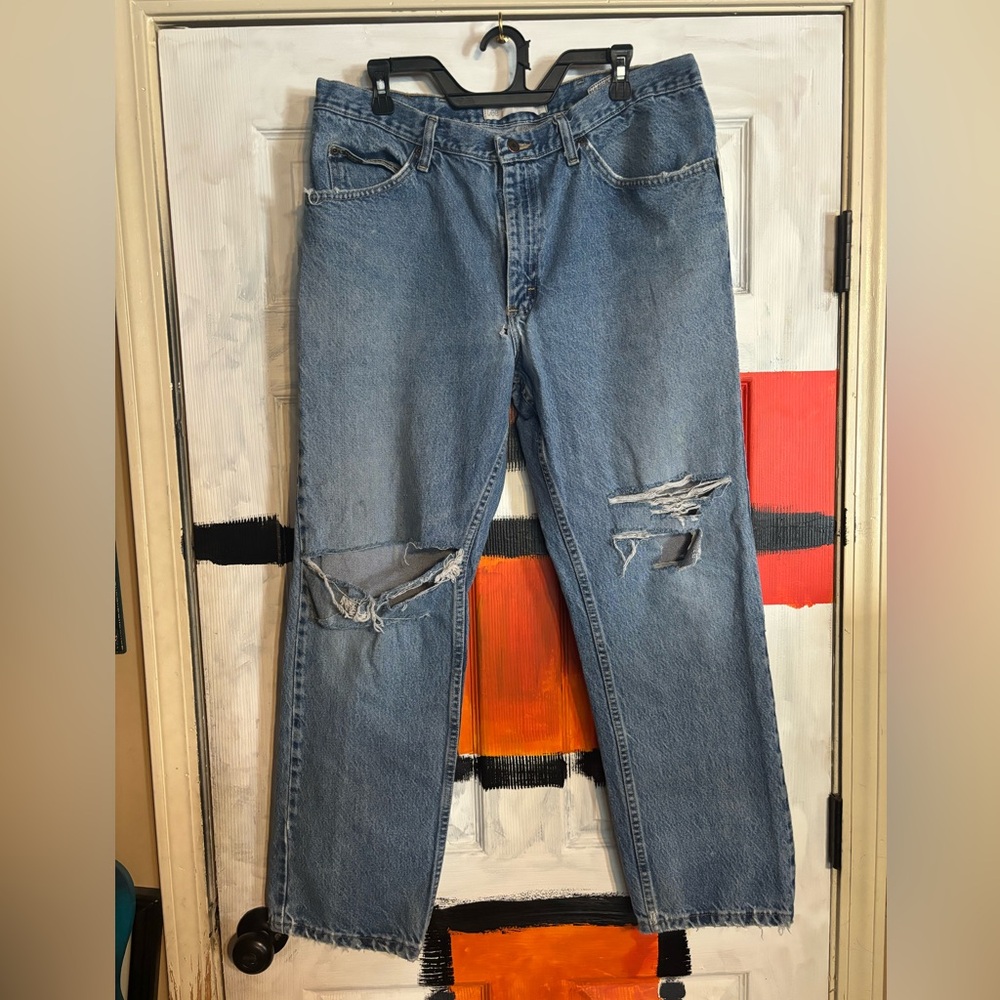 Lee 38x30 denim distressed blue jeans